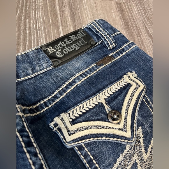 Rock and Roll Cowgirl Jeans - Picture 5 of 6